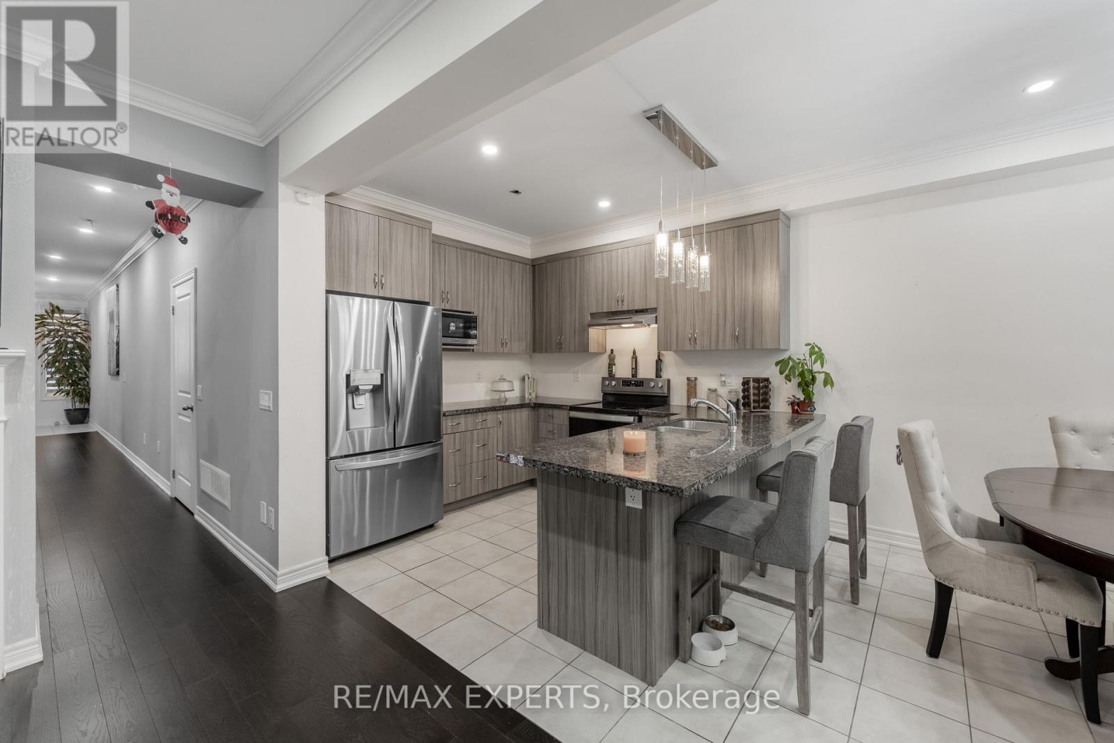 15 Nightjar Drive, Brampton, Ontario  L7A 5A1 - Photo 6 - W12704632