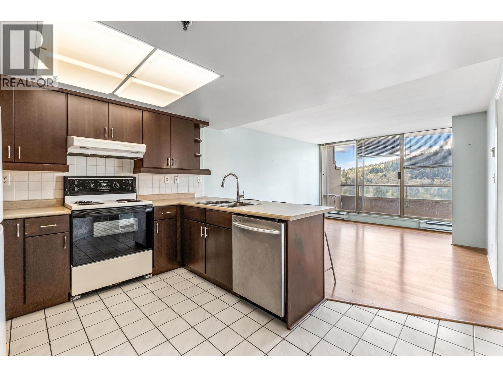 1203 738 Farrow Street, Coquitlam, British Columbia  V3J 7V4 - Photo 12 - R3112573