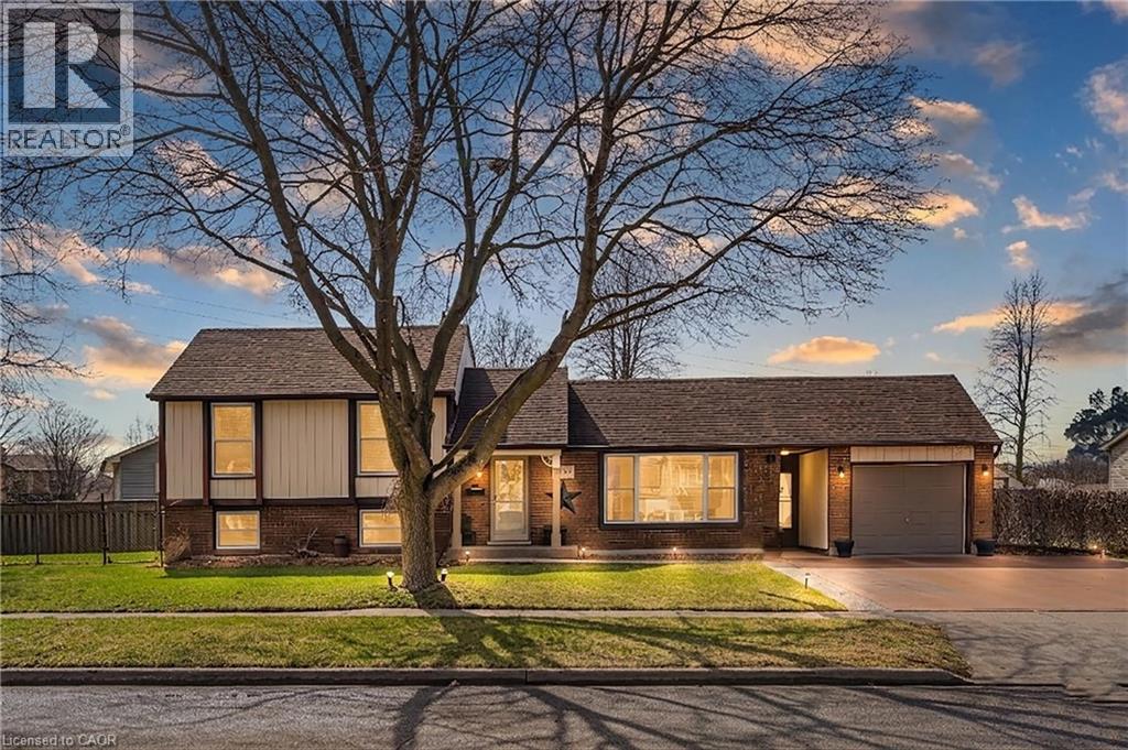 153 THE GREENWAY, Cambridge, Ontario