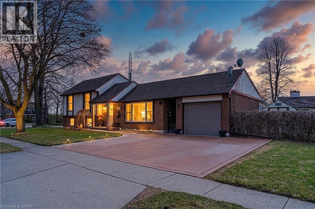 153 The Greenway, Cambridge, Ontario  N1R 6L6 - Photo 2 - 40817973