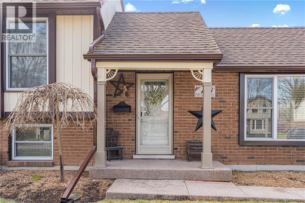 153 The Greenway, Cambridge, Ontario  N1R 6L6 - Photo 4 - 40817973