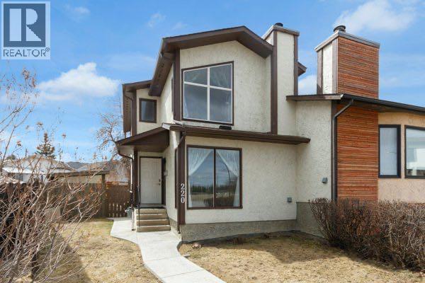 220 Cedarbrook Bay Sw, Calgary, Alberta  T2W 4R4 - Photo 1 - A2301638