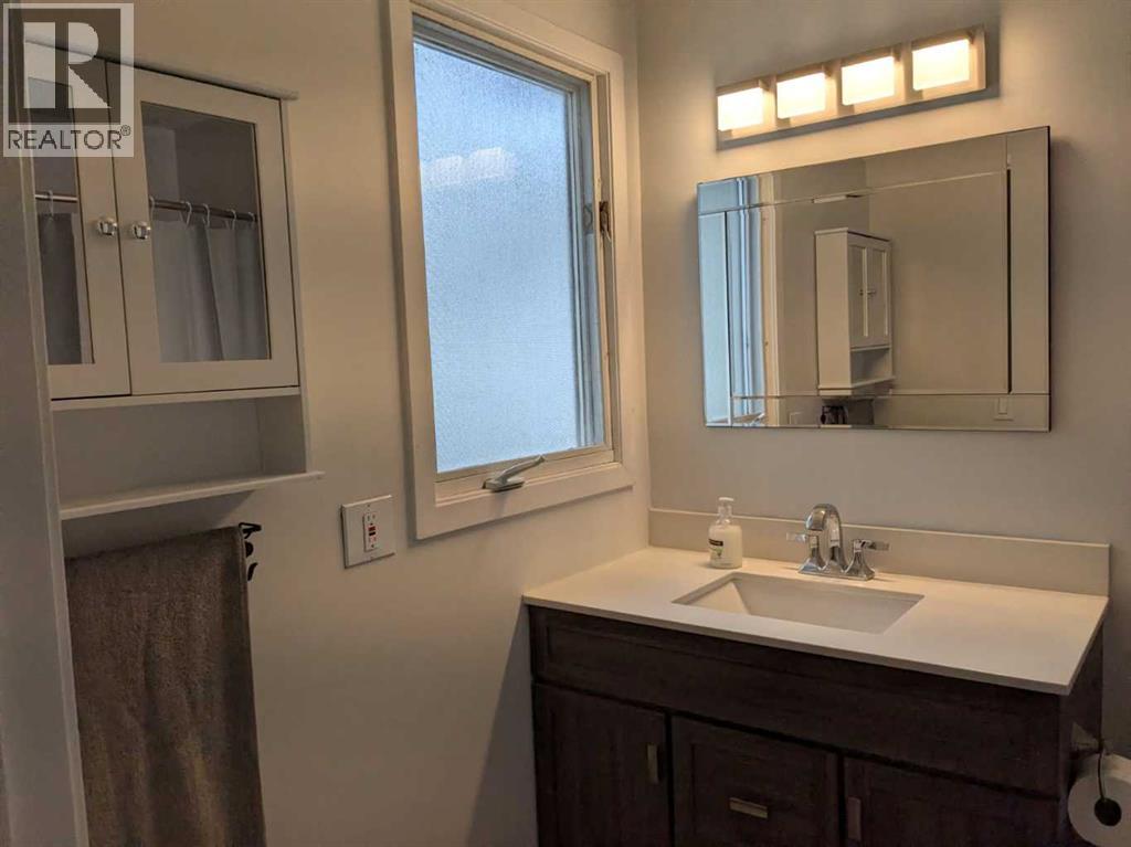 220 Cedarbrook Bay Sw, Calgary, Alberta  T2W 4R4 - Photo 19 - A2301638