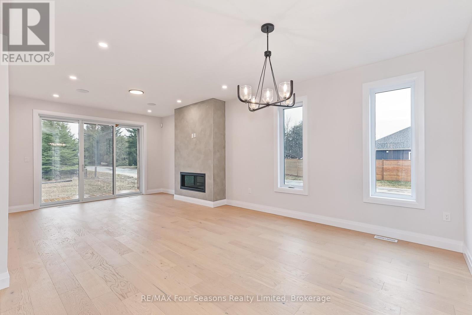 1 Boynton Court, Blue Mountains, Ontario  N0H 2P0 - Photo 9 - X12994508