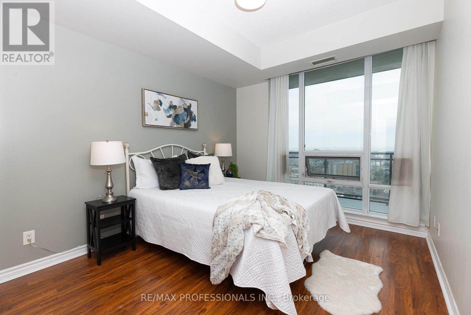 2701 - 3525 Kariya Drive, Mississauga, Ontario  L5B 0C2 - Photo 10 - W13012168