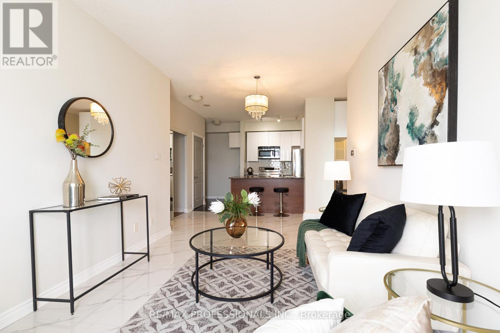 2701 - 3525 Kariya Drive, Mississauga, Ontario  L5B 0C2 - Photo 5 - W13012168