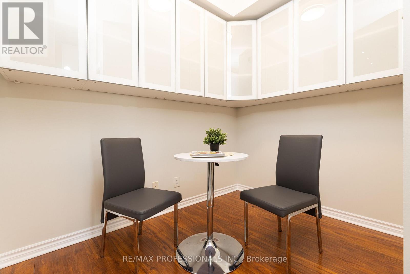 2701 - 3525 Kariya Drive, Mississauga, Ontario  L5B 0C2 - Photo 6 - W13012168