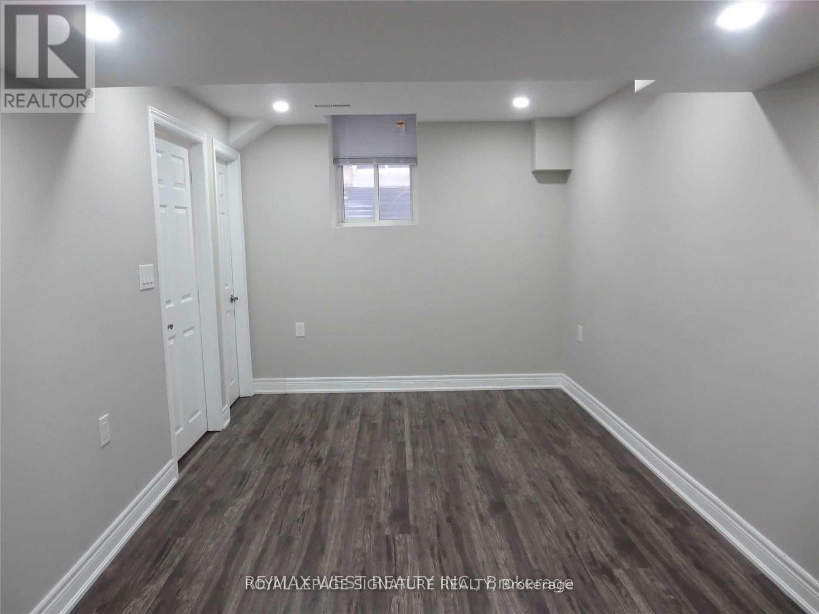 Bsmt - 6 Venue Road, Brampton (Toronto Gore Rural Estate), Ontario  L6P 4E5 - Photo 4 - W13012206