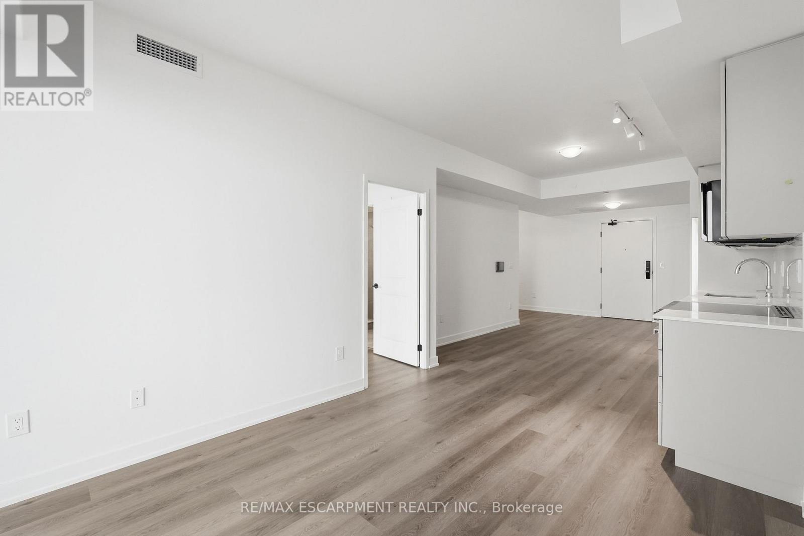 606 - 2075 Lakeshore Road, Burlington (Brant), Ontario  L7R 0H3 - Photo 12 - W13012208