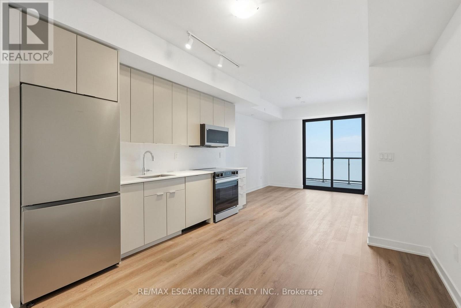 606 - 2075 Lakeshore Road, Burlington (Brant), Ontario  L7R 0H3 - Photo 9 - W13012208