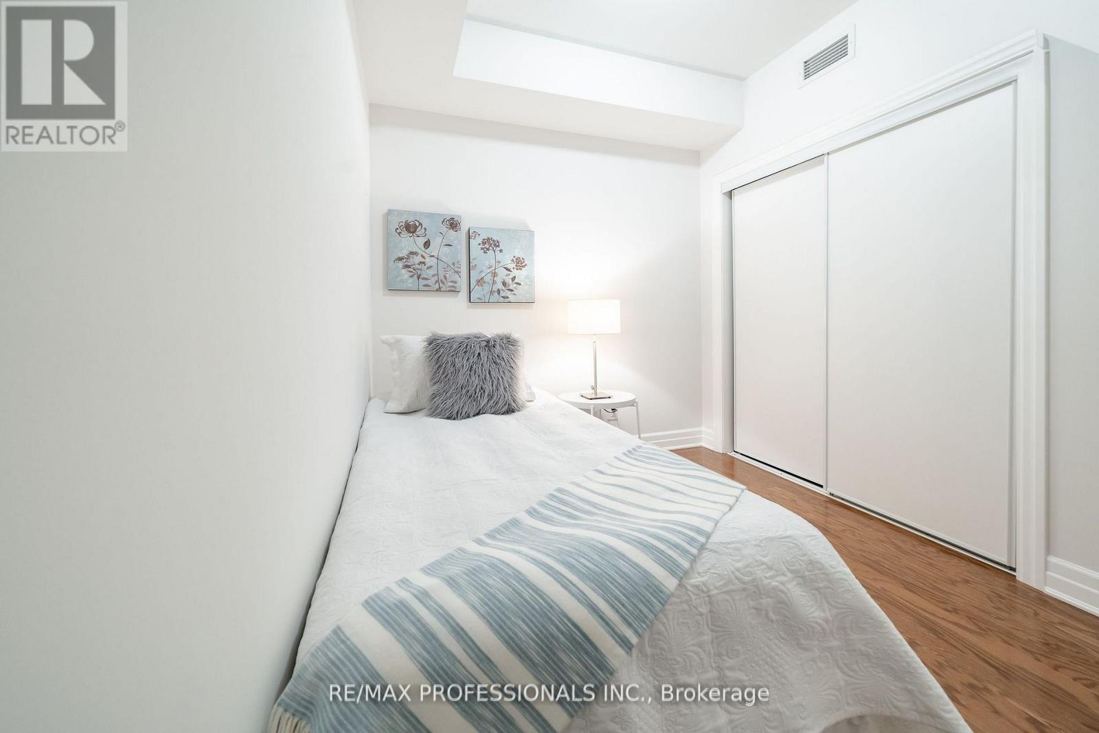 228 - 2300 Upper Middle Road, Oakville, Ontario  L6M 0T4 - Photo 19 - W13012240