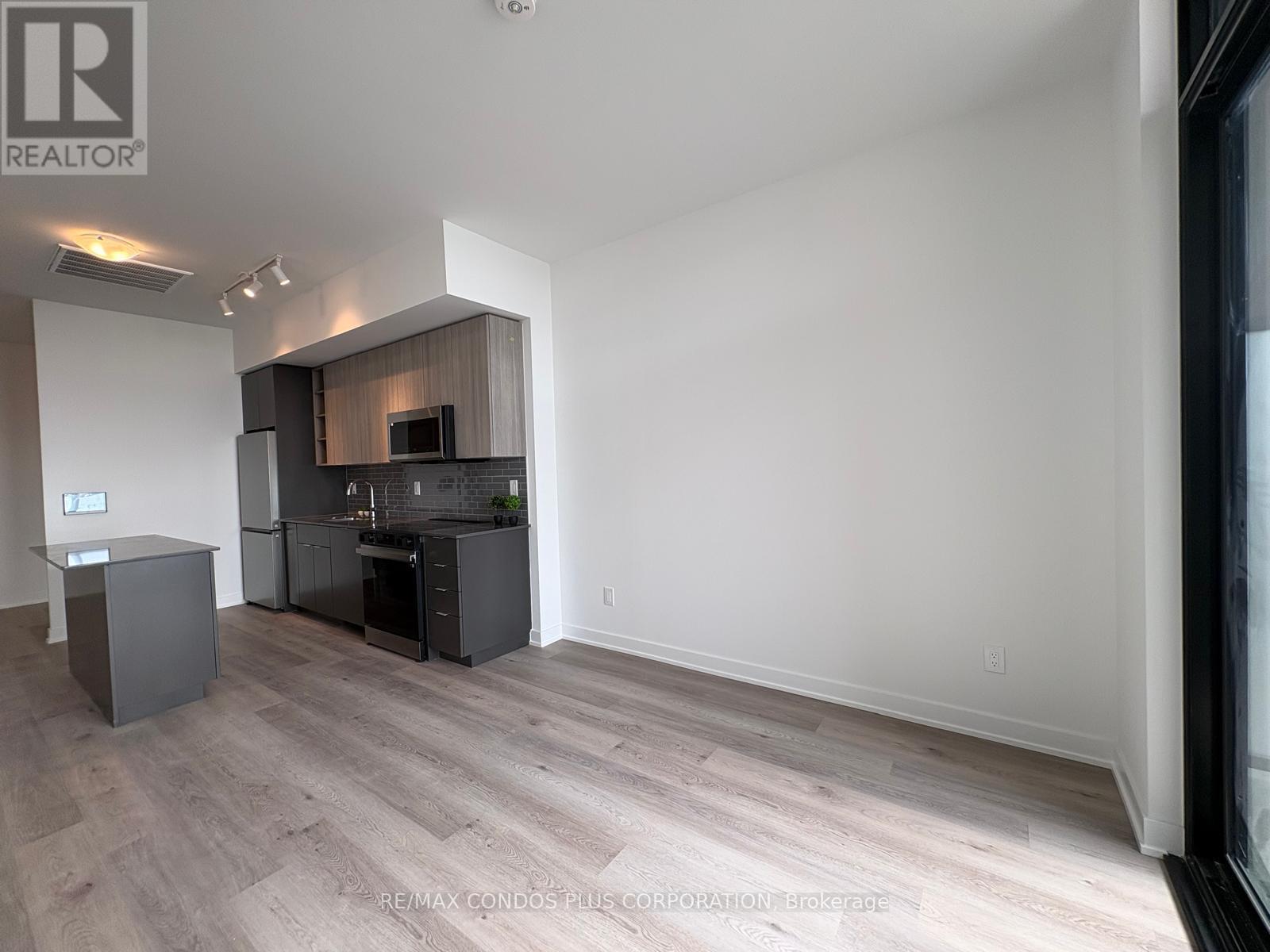 414 - 2075 Lakeshore Road, Burlington, Ontario  L7R 1E2 - Photo 7 - W13012262