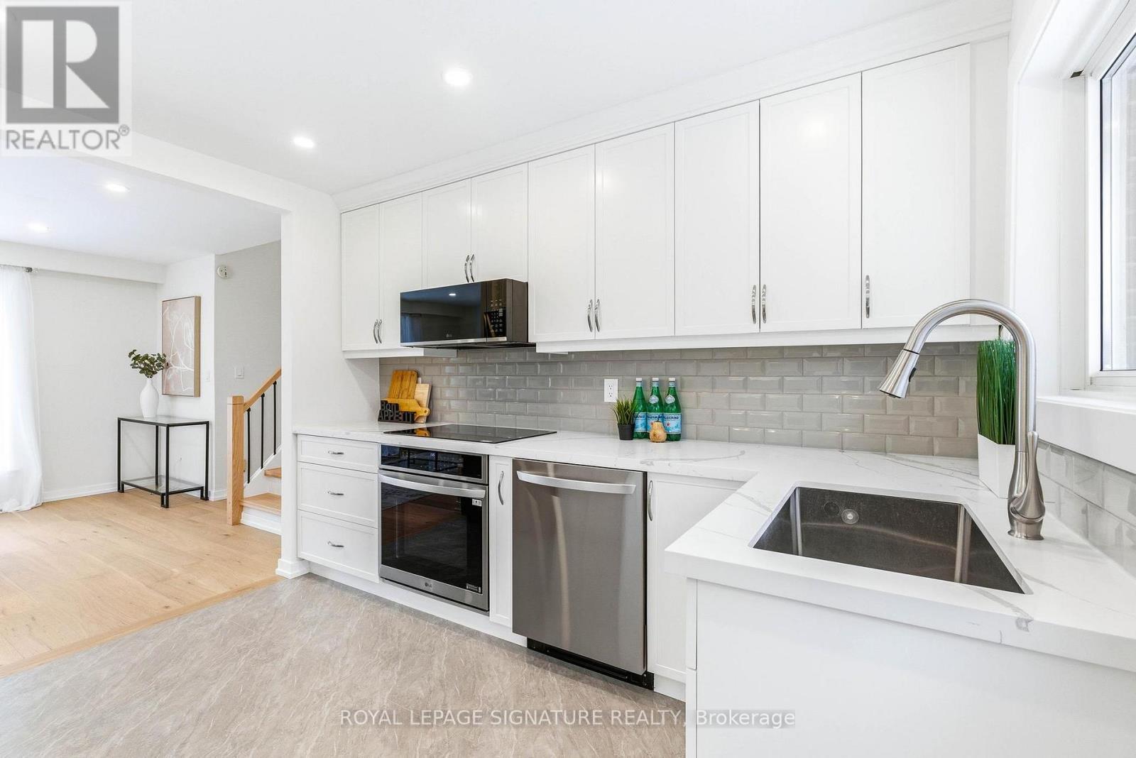 1271 Canford Crescent, Mississauga, Ontario  L5J 3M9 - Photo 11 - W13012302