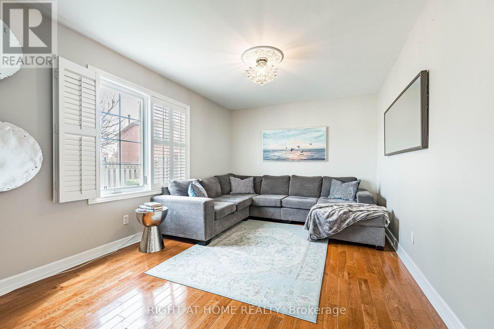 16 Woodside Court, Brampton, Ontario  L6Y 3Z3 - Photo 18 - W13012312