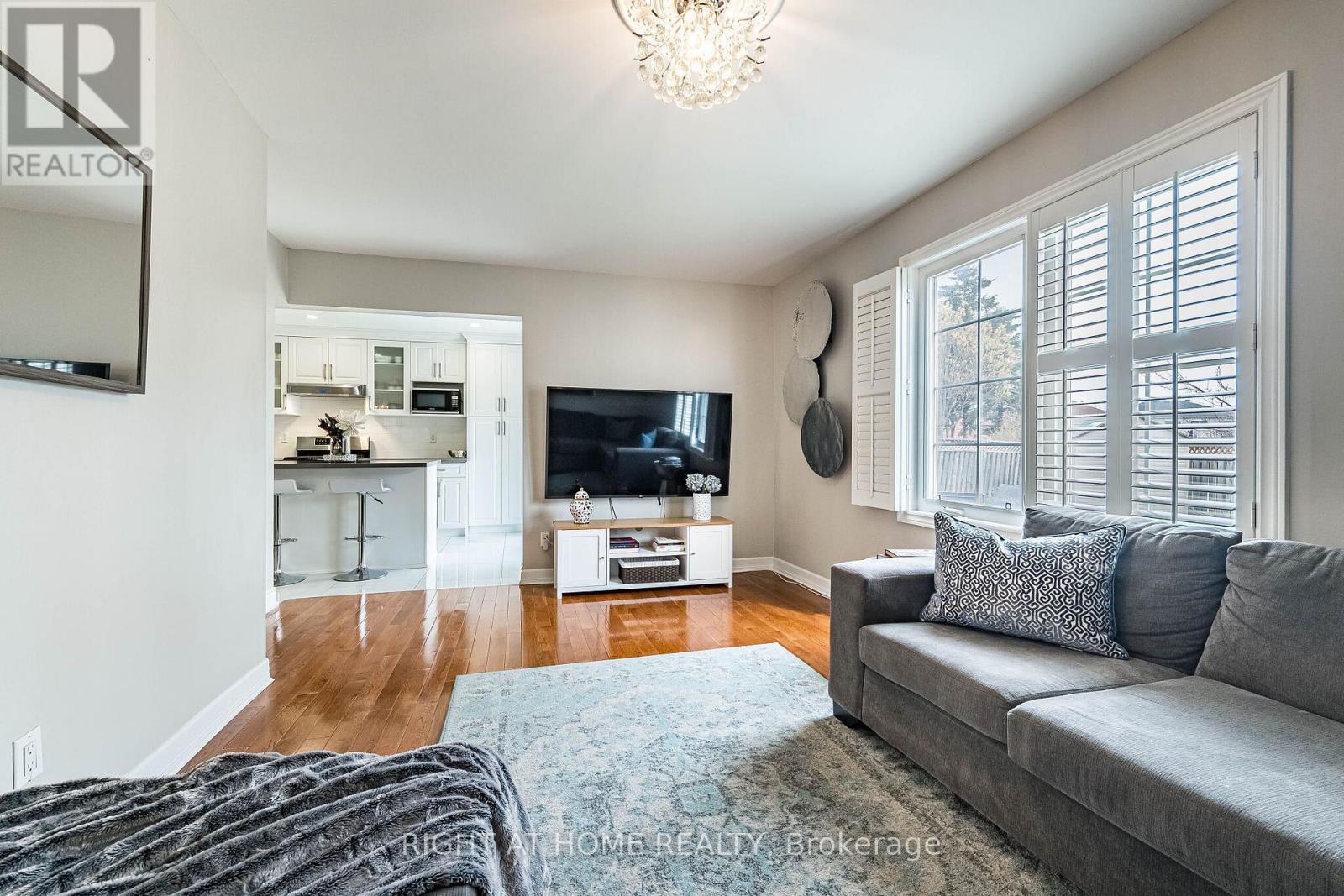 16 Woodside Court, Brampton, Ontario  L6Y 3Z3 - Photo 19 - W13012312