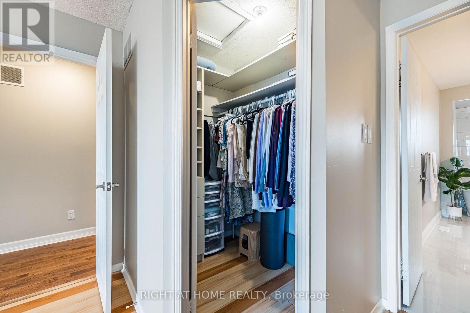 16 Woodside Court, Brampton, Ontario  L6Y 3Z3 - Photo 33 - W13012312