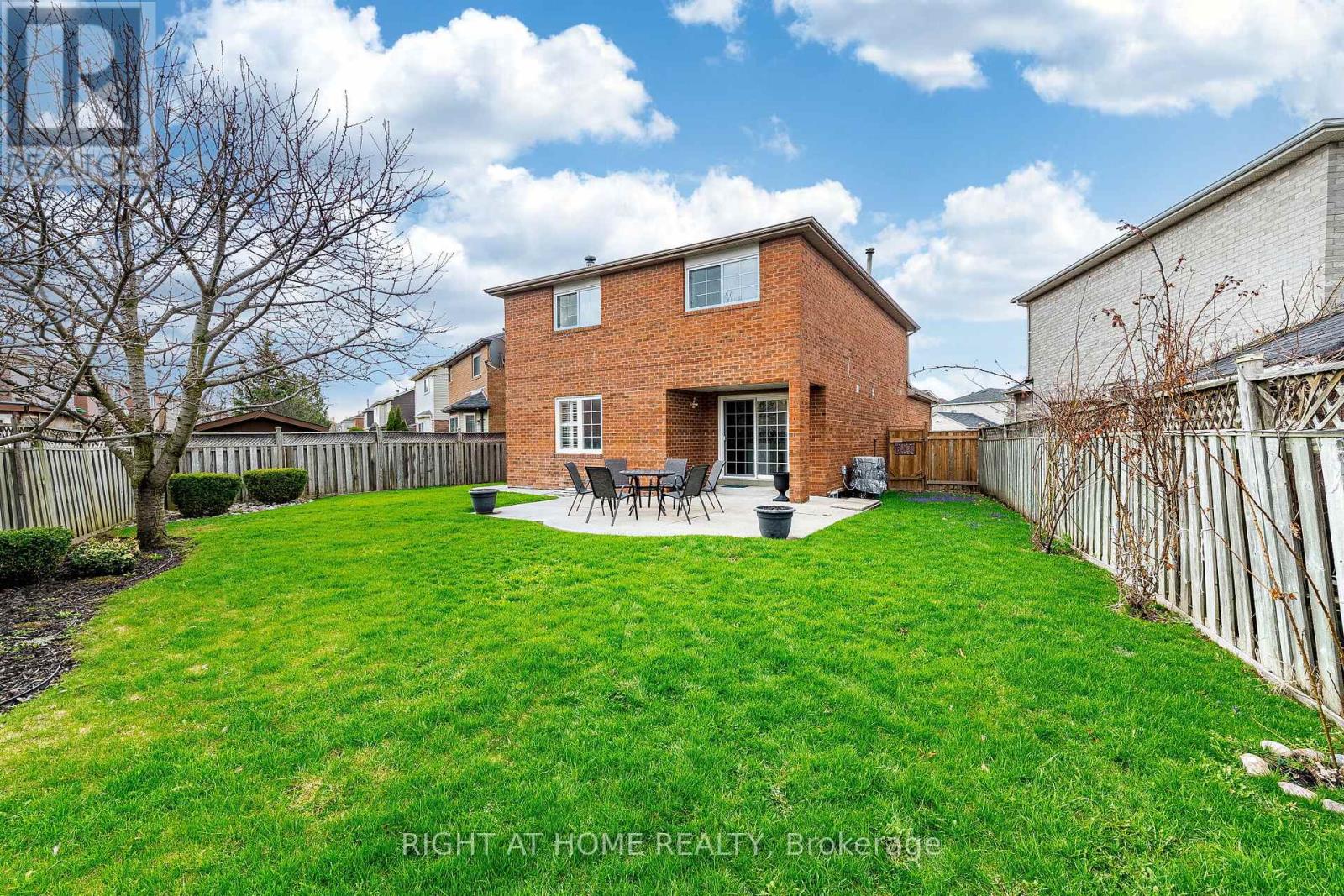 16 Woodside Court, Brampton, Ontario  L6Y 3Z3 - Photo 37 - W13012312