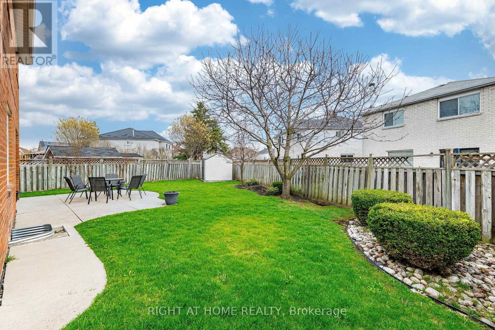 16 Woodside Court, Brampton, Ontario  L6Y 3Z3 - Photo 38 - W13012312