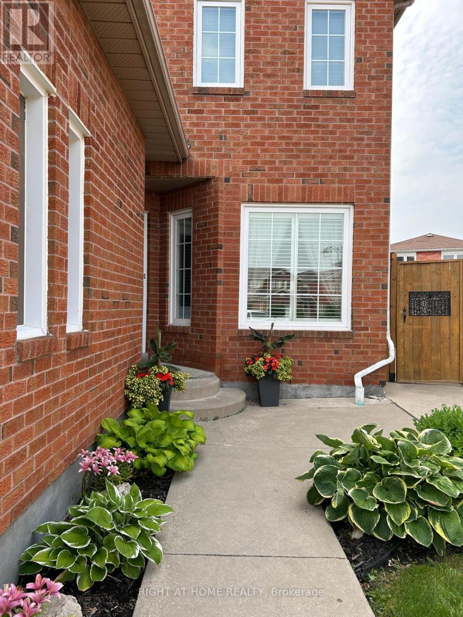 16 Woodside Court, Brampton, Ontario  L6Y 3Z3 - Photo 42 - W13012312