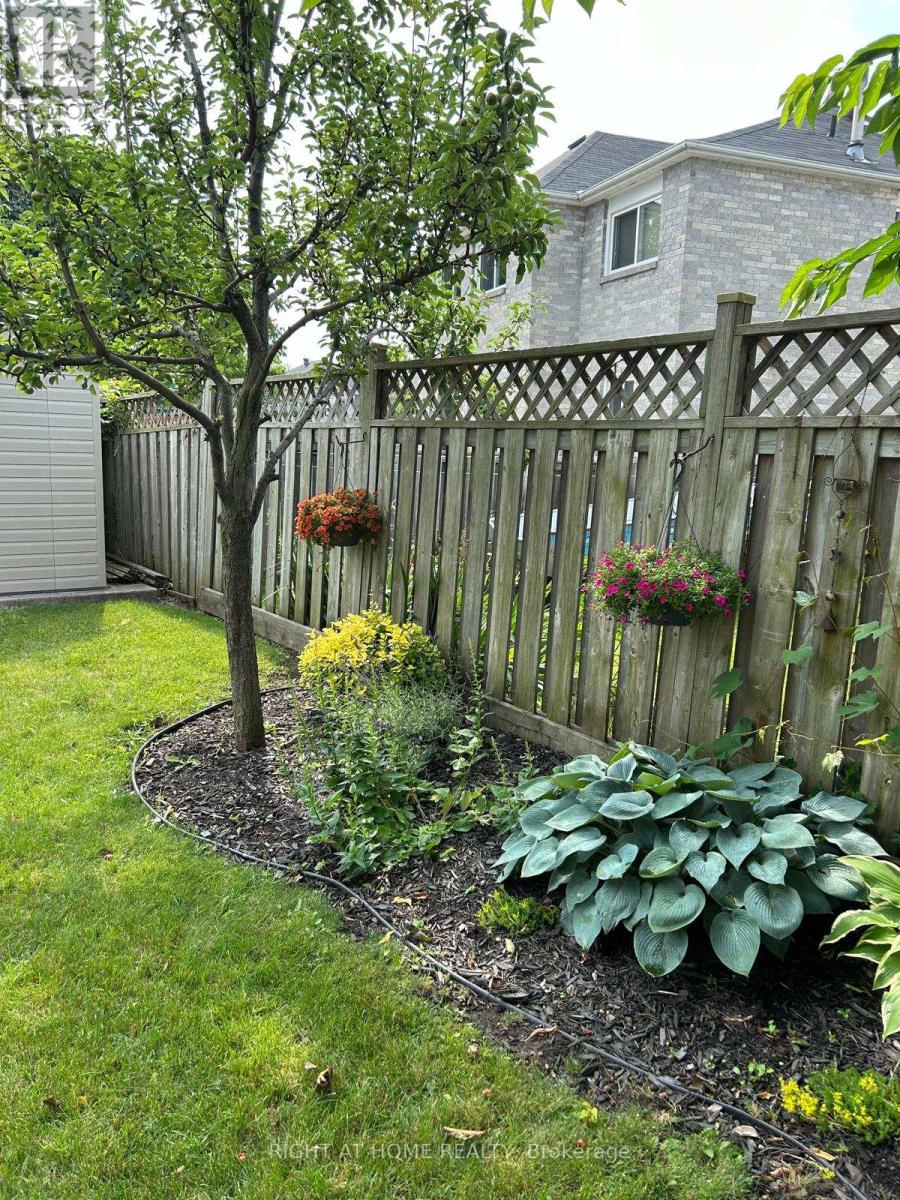 16 Woodside Court, Brampton, Ontario  L6Y 3Z3 - Photo 44 - W13012312