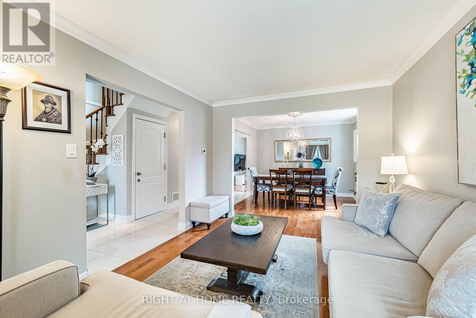 16 Woodside Court, Brampton, Ontario  L6Y 3Z3 - Photo 9 - W13012312