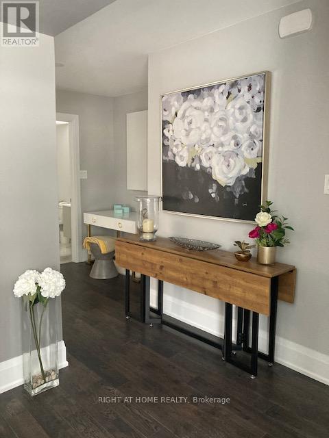 2 - 294 South Kingsway Way, Toronto (High Park-Swansea), Ontario  M6S 3T9 - Photo 3 - W13012314