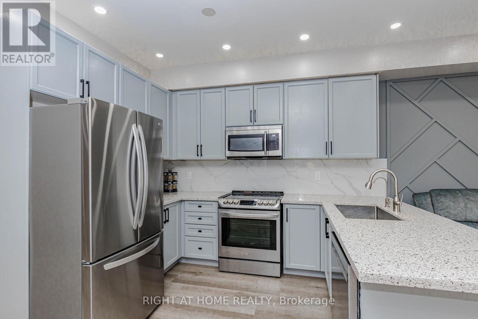 83 Crumlin Crescent, Brampton, Ontario  L6X 0Y4 - Photo 14 - W13012322