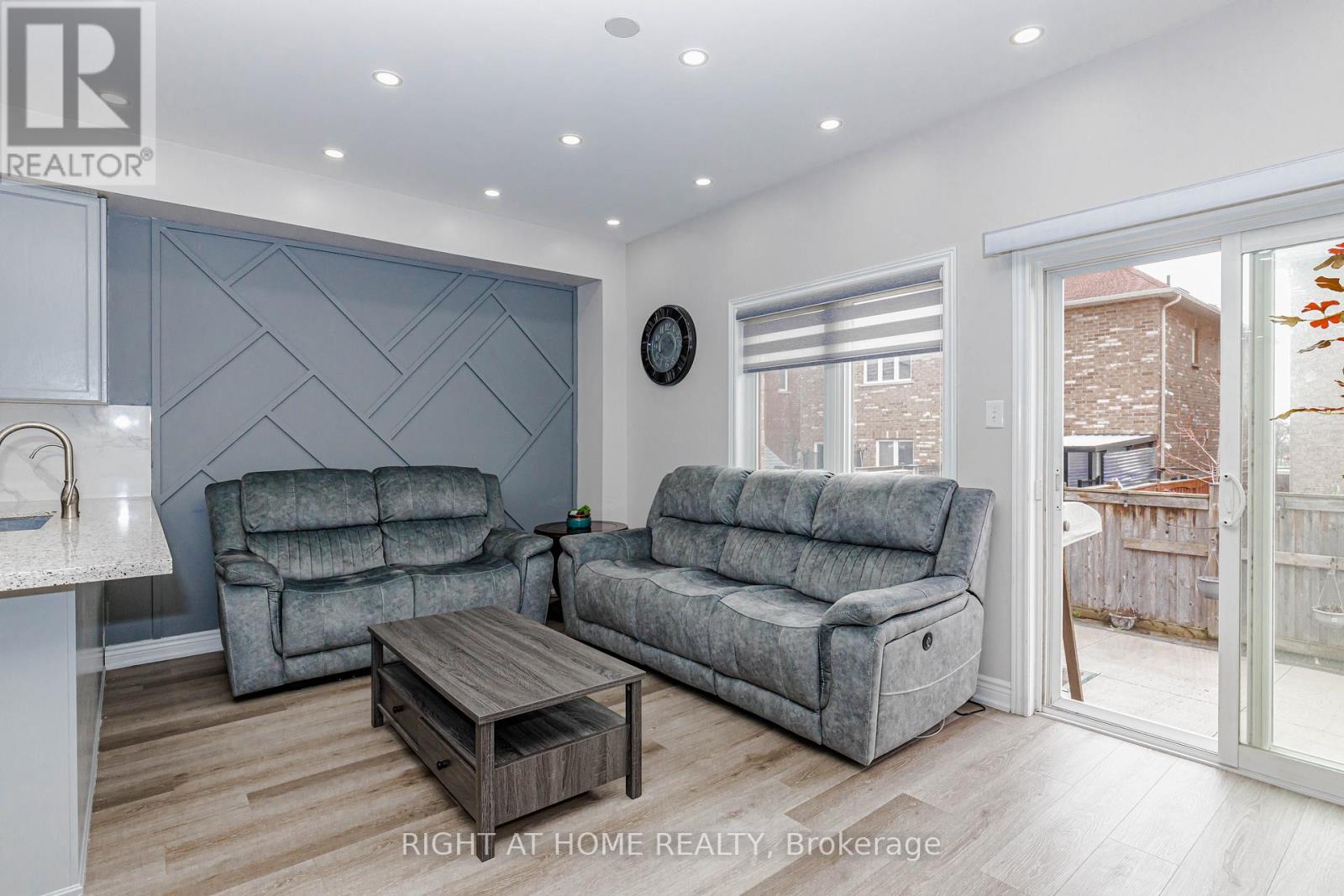 83 Crumlin Crescent, Brampton, Ontario  L6X 0Y4 - Photo 17 - W13012322