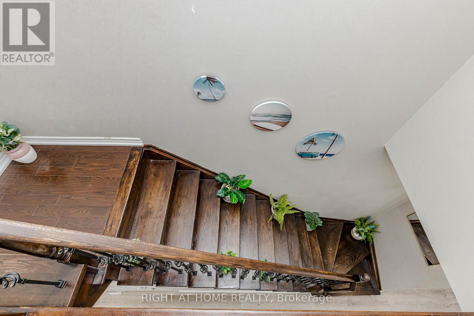 83 Crumlin Crescent, Brampton, Ontario  L6X 0Y4 - Photo 22 - W13012322