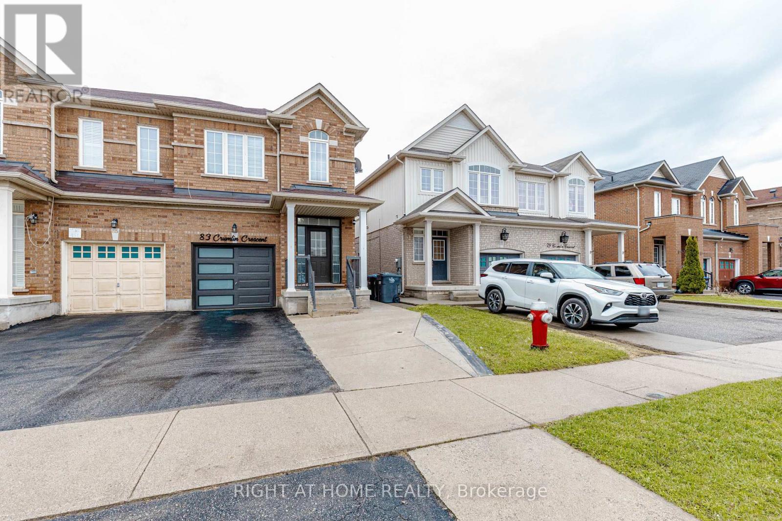 83 Crumlin Crescent, Brampton, Ontario  L6X 0Y4 - Photo 3 - W13012322