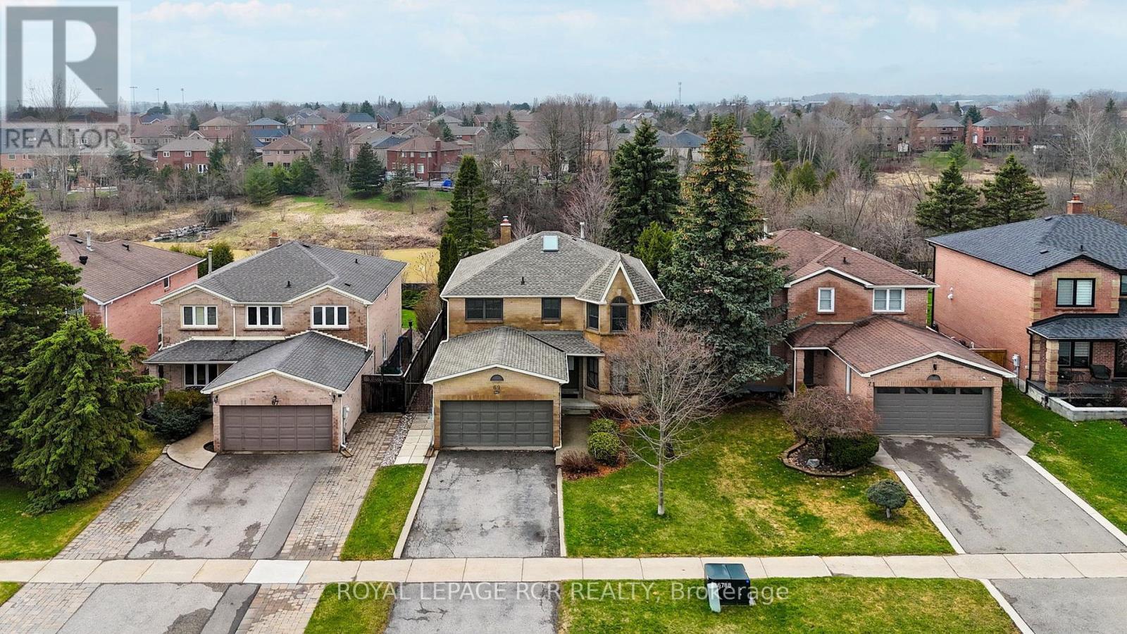 69 St Michaels Crescent, Caledon, Ontario  L7E 5Y9 - Photo 4 - W13012380