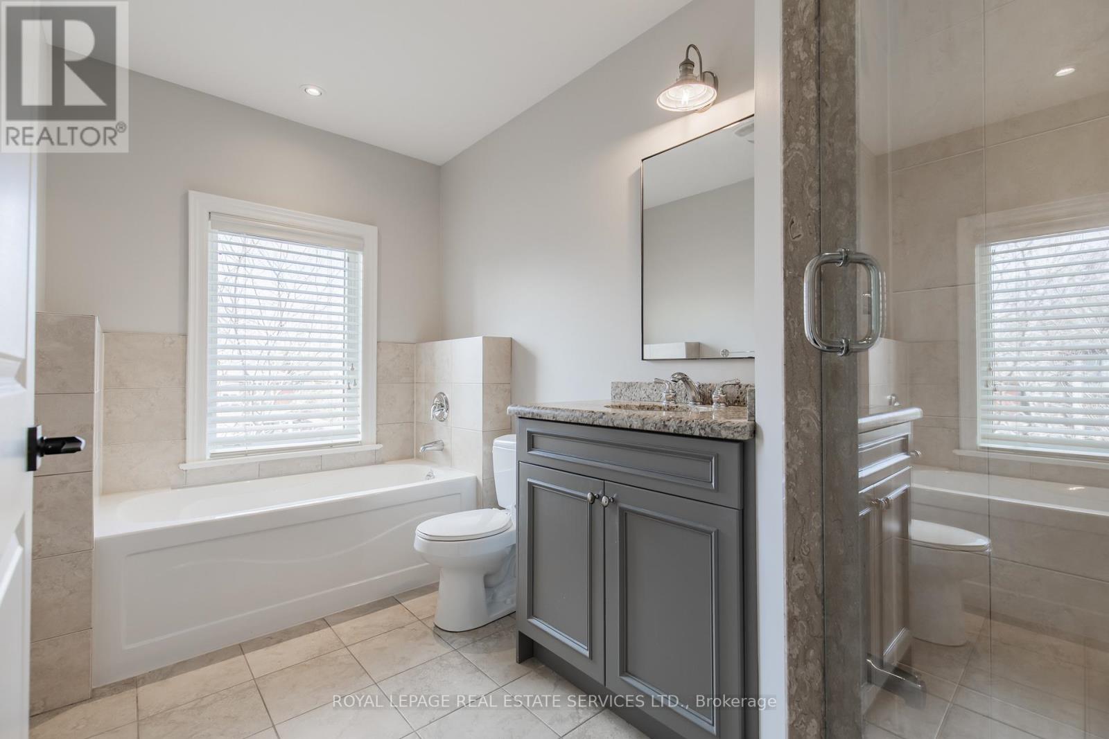 217a Aldercrest Road, Toronto (Alderwood), Ontario  M8W 4J5 - Photo 34 - W13012382