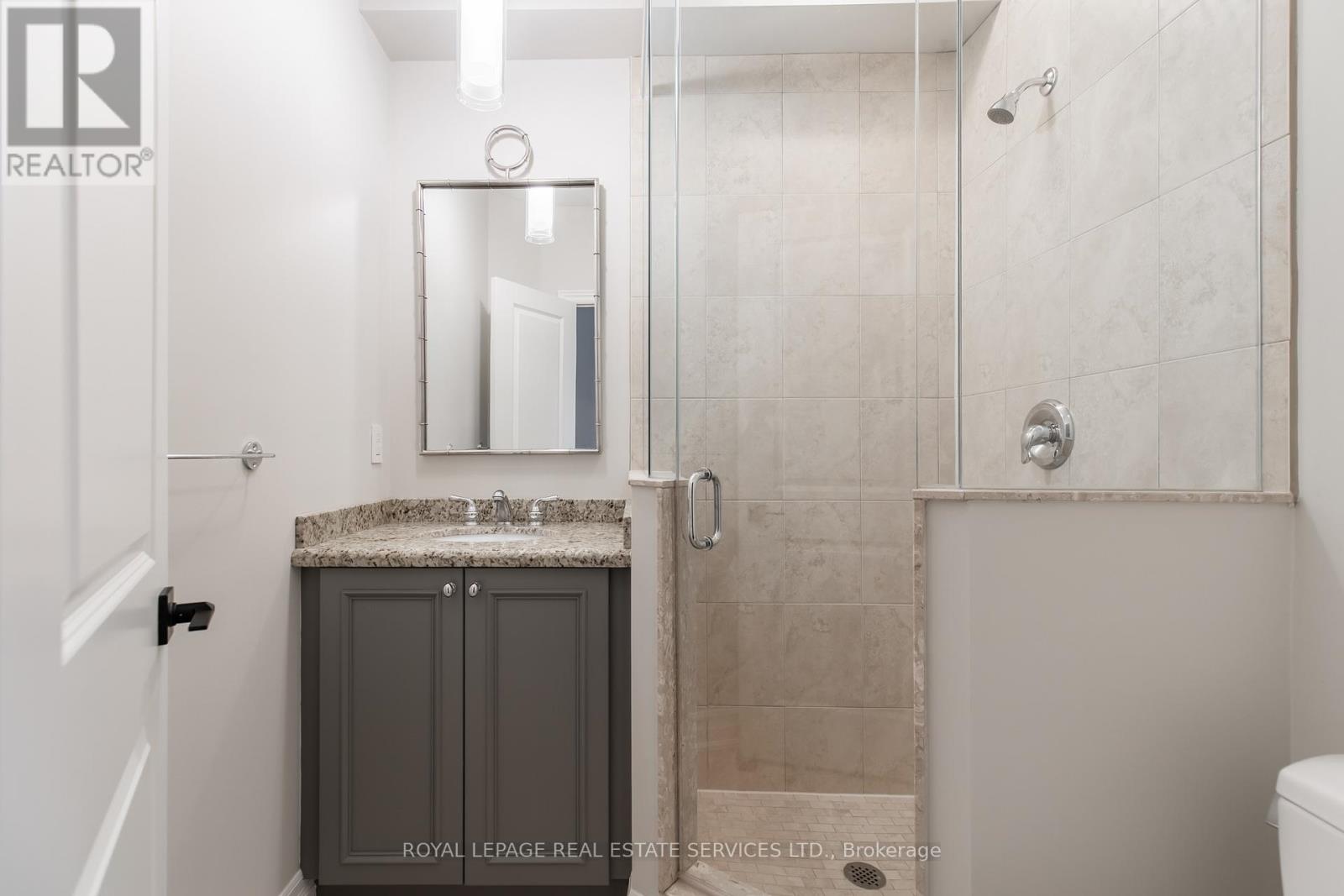 217a Aldercrest Road, Toronto (Alderwood), Ontario  M8W 4J5 - Photo 37 - W13012382