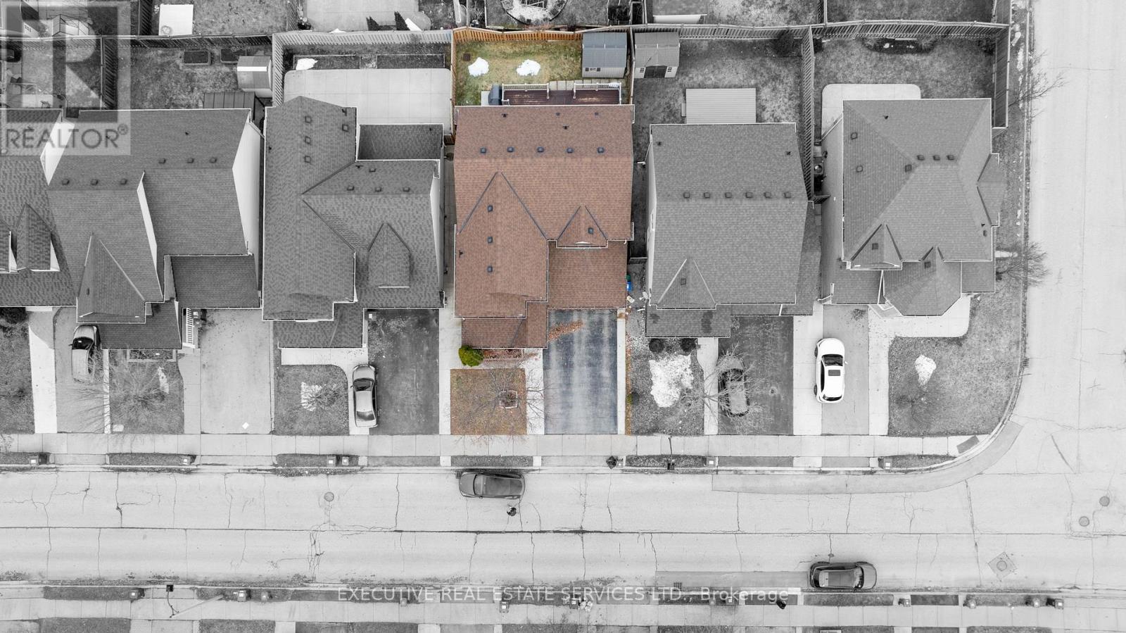 20 Wetmeadow Drive E, Brampton, Ontario  L7A 2T6 - Photo 2 - W13012384