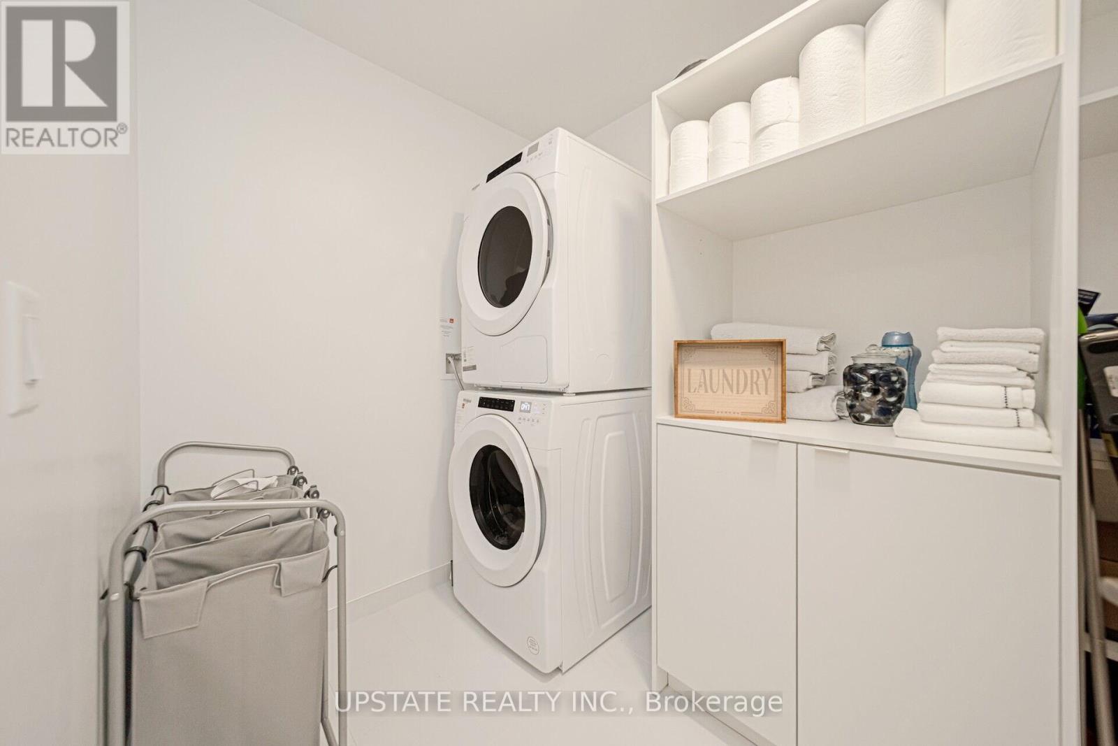 1006 - 10 Eva Road, Toronto (Etobicoke West Mall), Ontario  M9C 0B3 - Photo 12 - W13012396