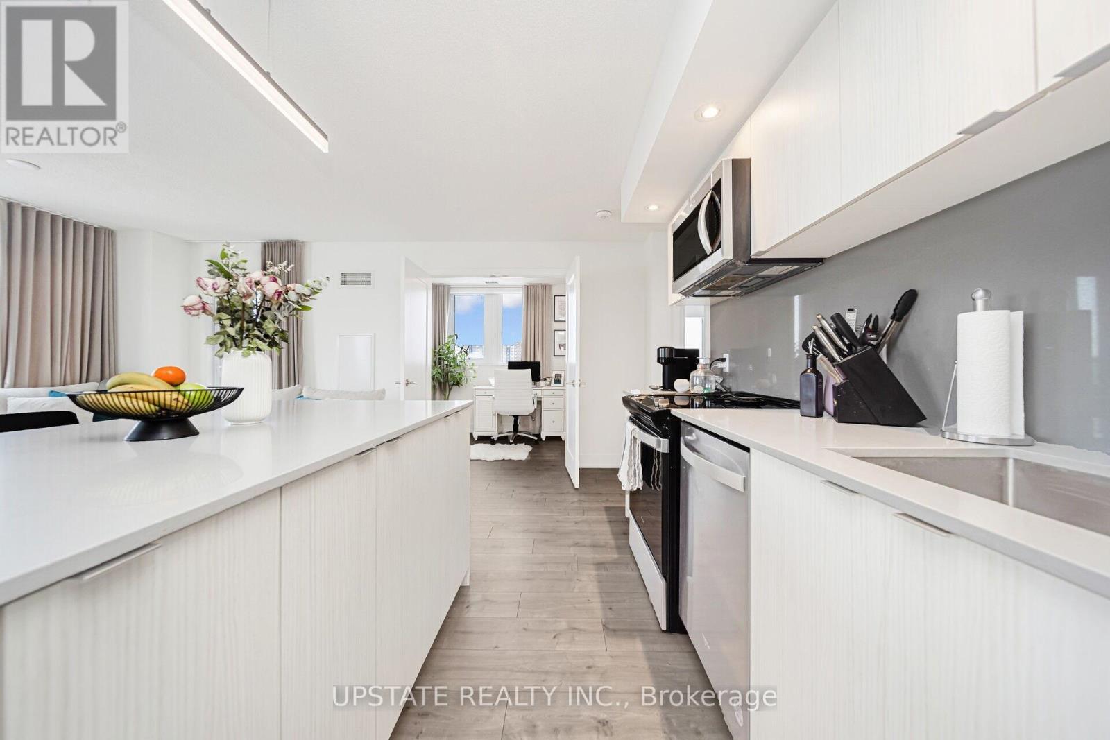 1006 - 10 Eva Road, Toronto (Etobicoke West Mall), Ontario  M9C 0B3 - Photo 21 - W13012396