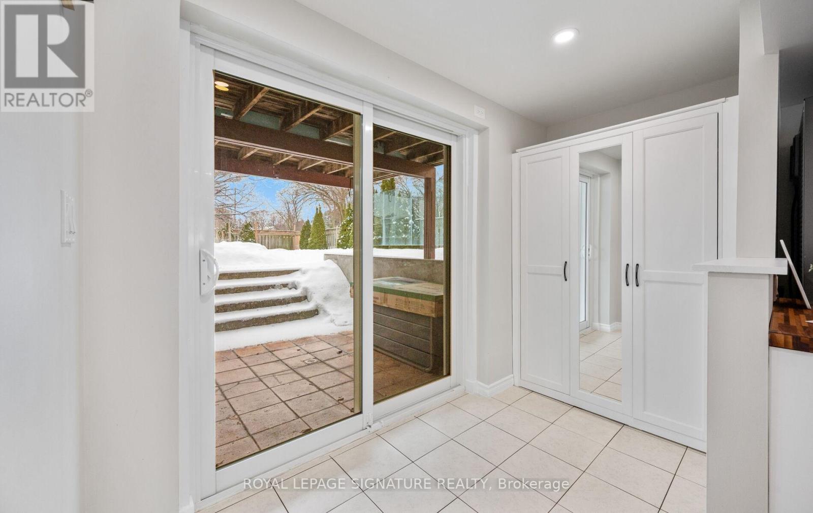 6943 Estoril Road, Mississauga, Ontario  L5N 1N3 - Photo 35 - W13012400