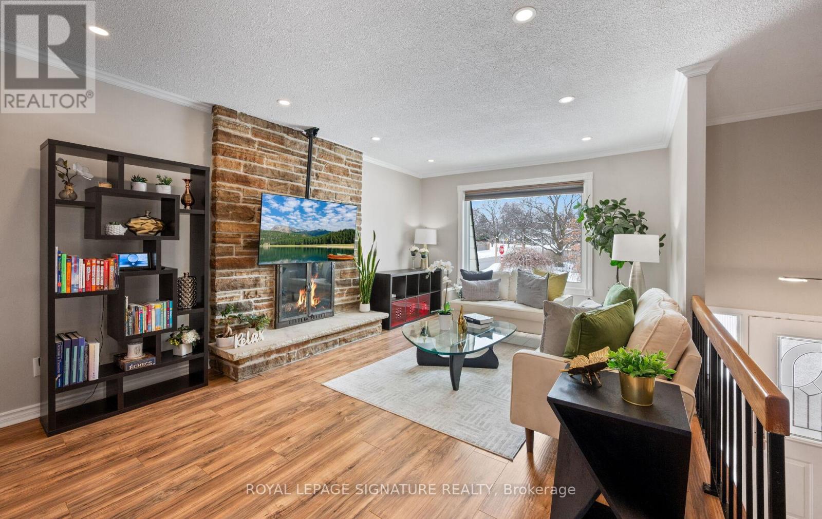 6943 Estoril Road, Mississauga, Ontario  L5N 1N3 - Photo 9 - W13012400