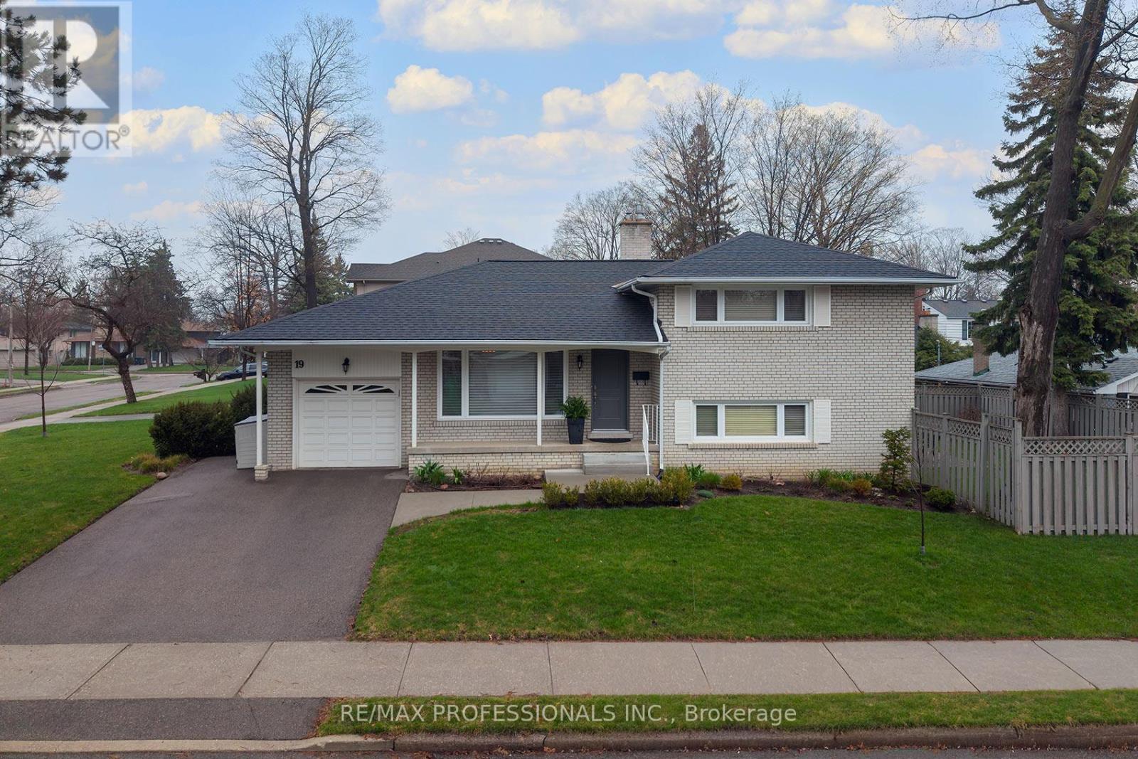 19 BOXWOOD ROAD, toronto (markland wood), Ontario