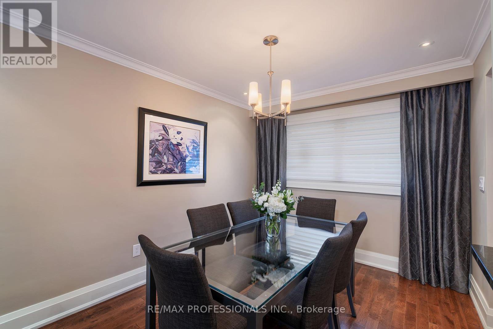 19 Boxwood Road, Toronto (Markland Wood), Ontario  M9C 2W6 - Photo 16 - W13012402