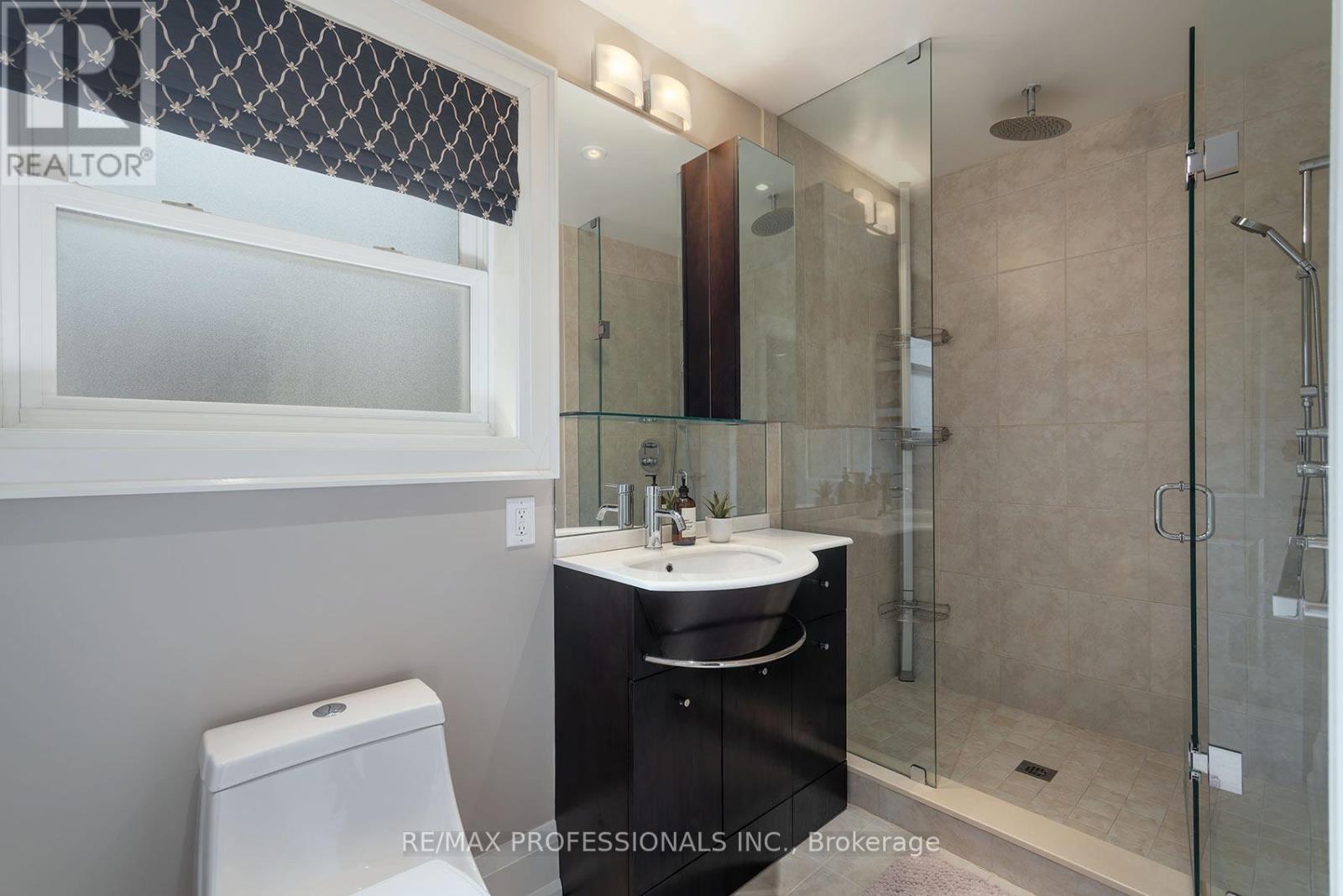 19 Boxwood Road, Toronto (Markland Wood), Ontario  M9C 2W6 - Photo 29 - W13012402