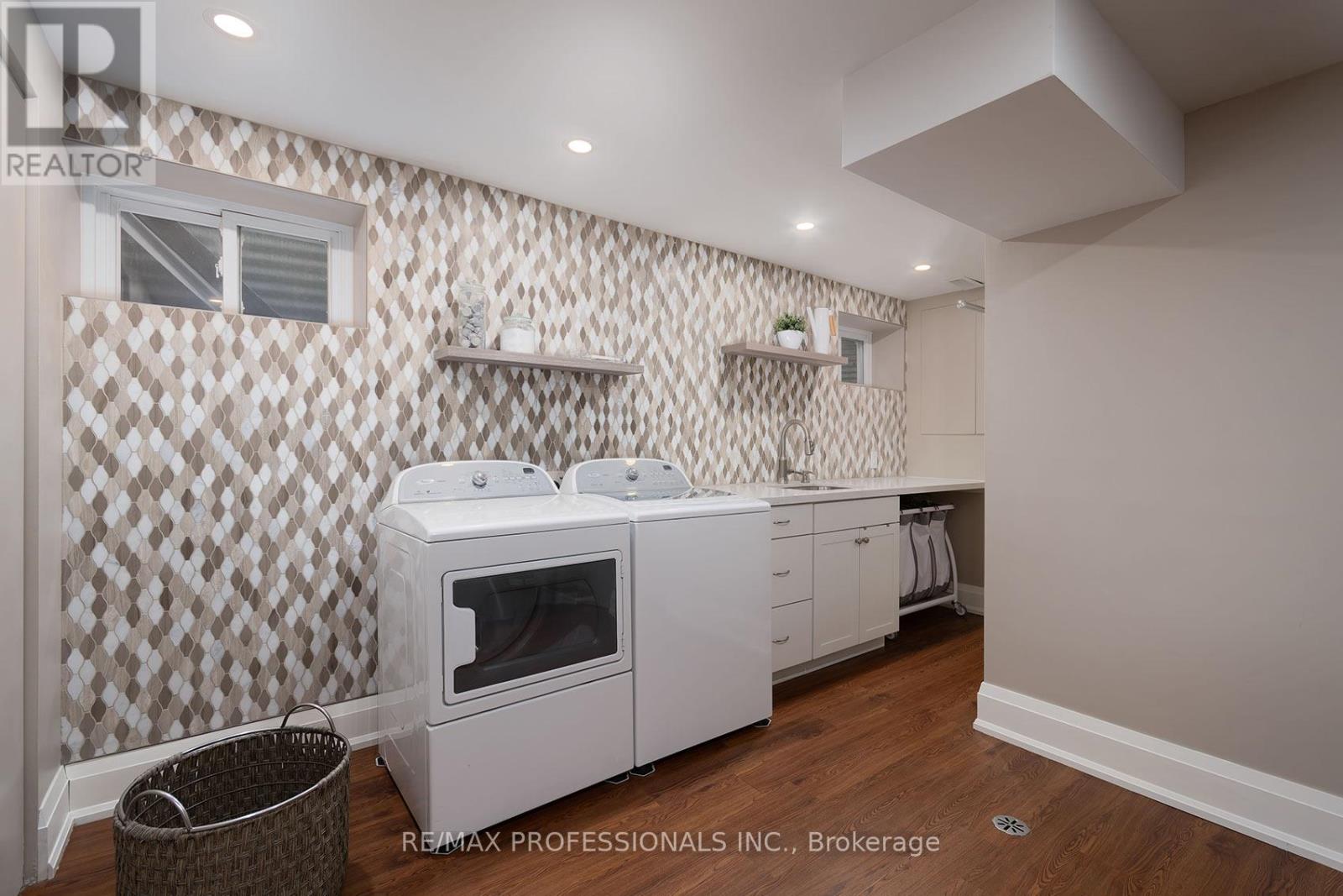 19 Boxwood Road, Toronto (Markland Wood), Ontario  M9C 2W6 - Photo 33 - W13012402