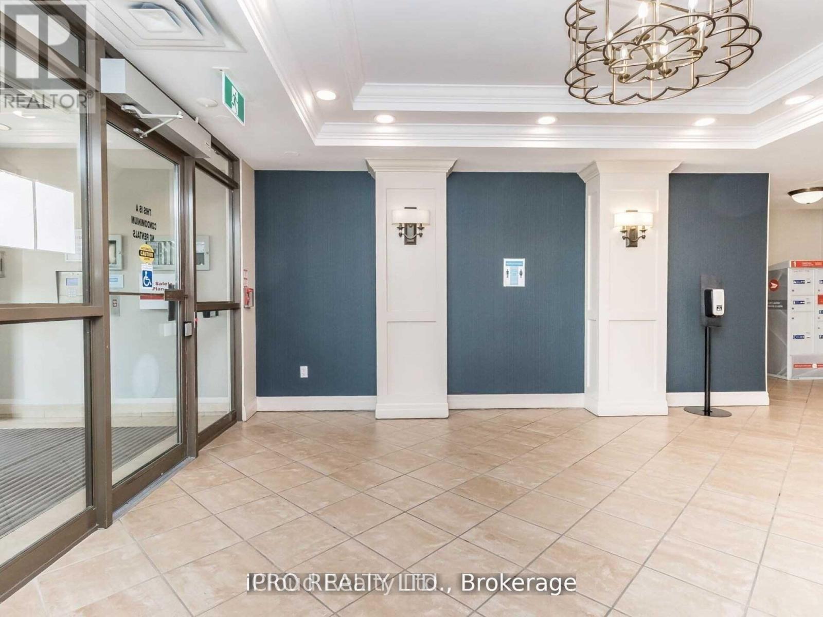 207 - 300 Ray Lawson Boulevard, Brampton, Ontario  L6Y 5H5 - Photo 7 - W13012418