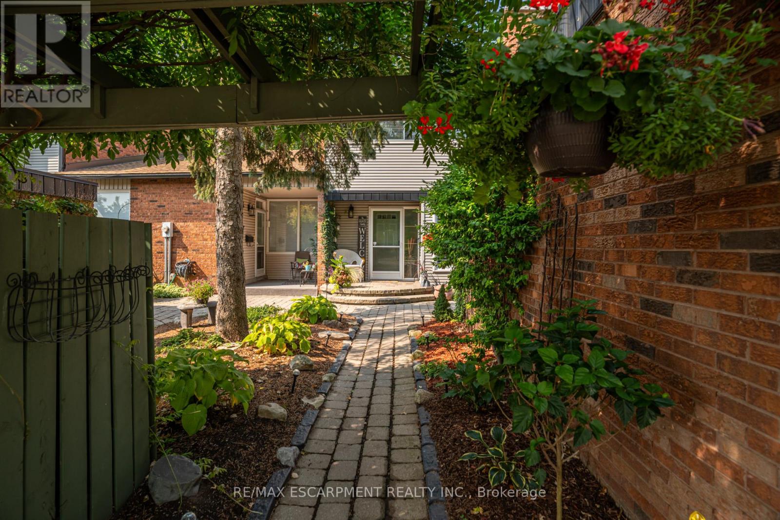 5 - 1560 Kerns Road, Burlington, Ontario  L7P 3A7 - Photo 4 - W13012470