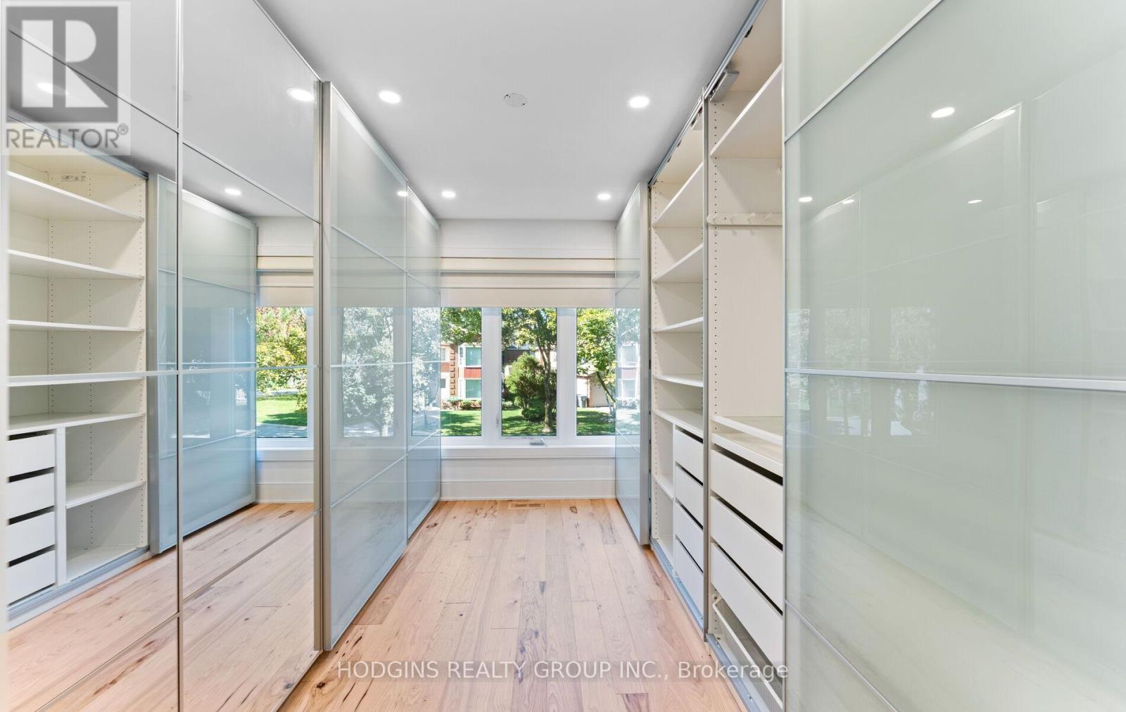 1670 Caverly Court, Mississauga, Ontario  L5L 3L7 - Photo 32 - W13012482