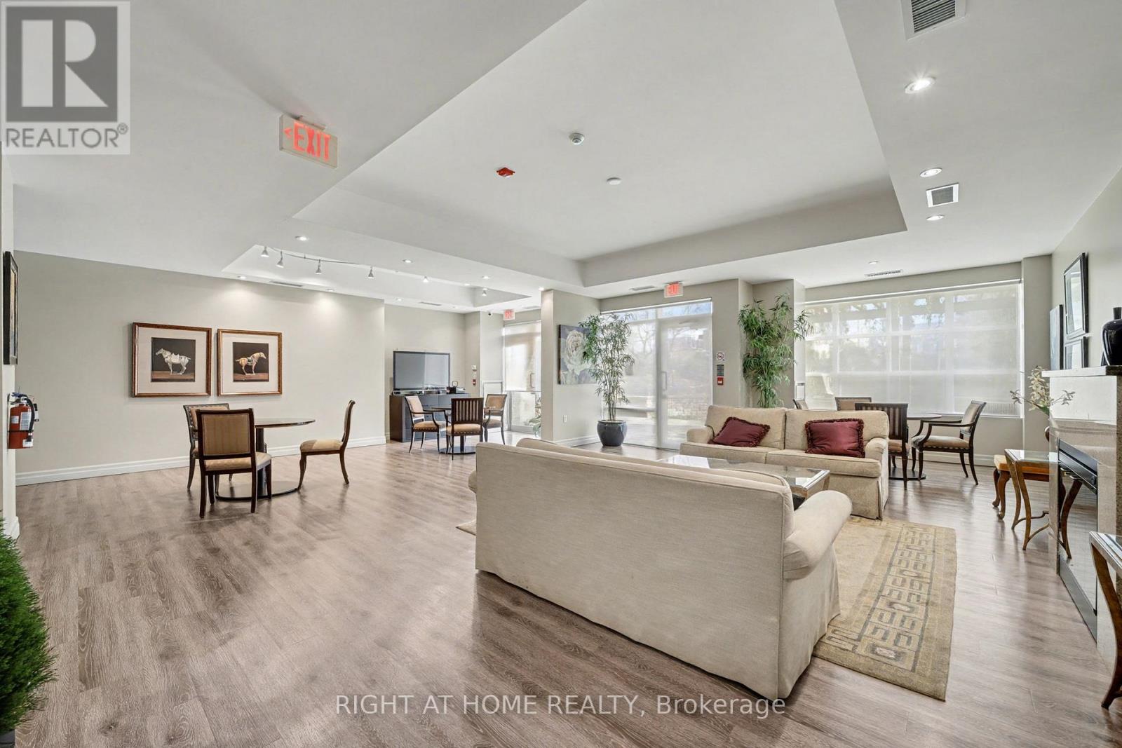 Lph13 - 15 Stafford Street, Toronto, Ontario  M5V 3X6 - Photo 26 - C12576856