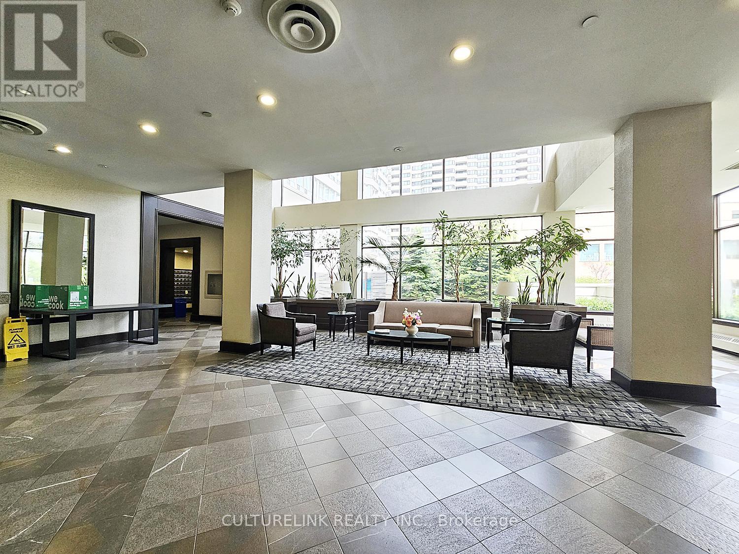 2215 - 30 Greenfield Avenue, Toronto, Ontario  M2N 6N3 - Photo 14 - C12904548