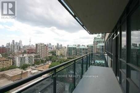 1405 - 28 Linden Street, Toronto, Ontario  M4Y 0A4 - Photo 12 - C12993670