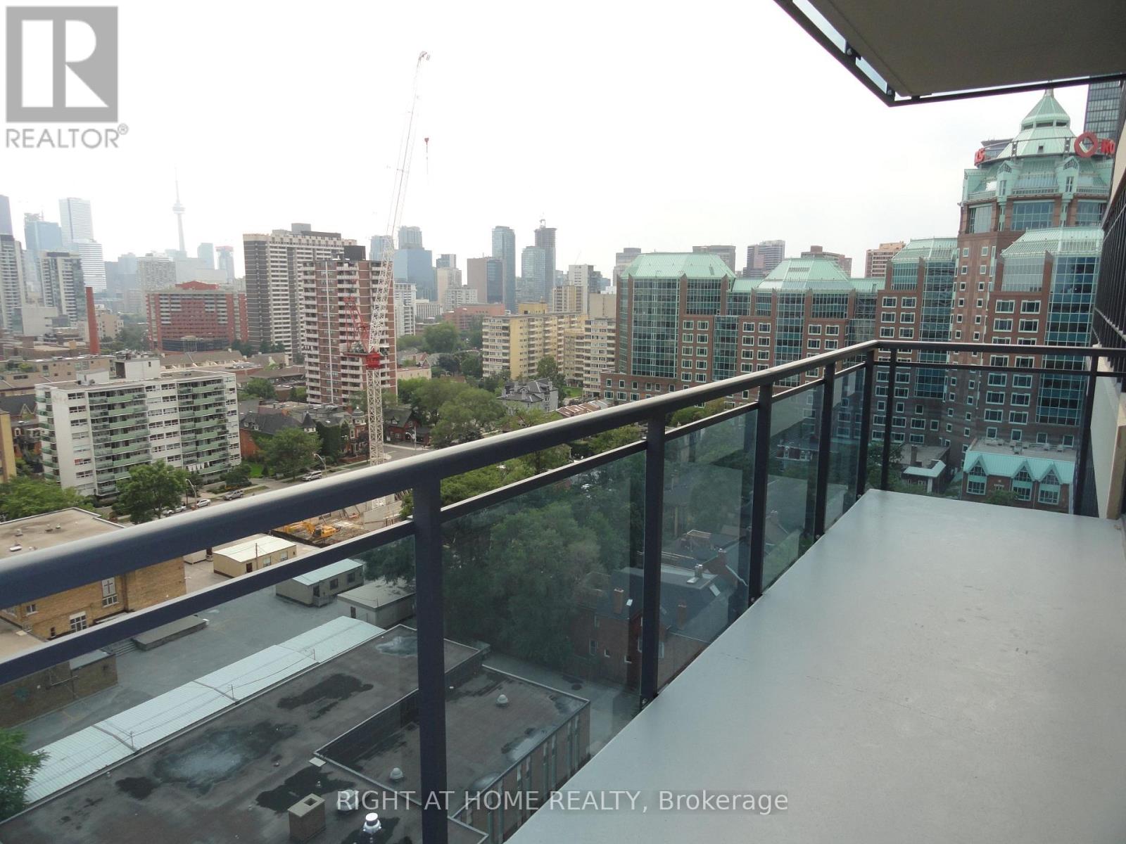 1405 - 28 Linden Street, Toronto, Ontario  M4Y 0A4 - Photo 13 - C12993670