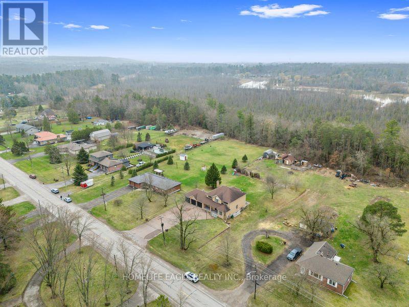 20286 Yonge Street, East Gwillimbury, Ontario  L9N 1B1 - Photo 34 - N13009504